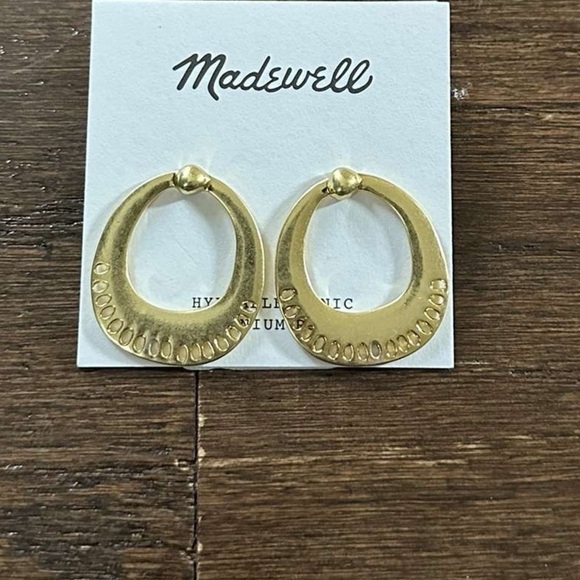 Madewell- vintage gold eyelet lace earrings-new - Picture 4 of 8